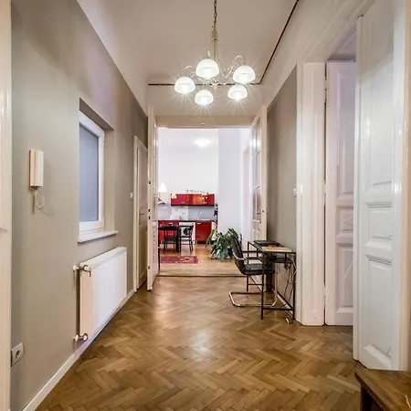 Apartamento Berta - 4 Bedrooms, 3 Baths