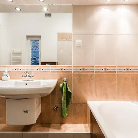 Apartmán Berta - 4 Bedrooms, 3 Baths Budapešť